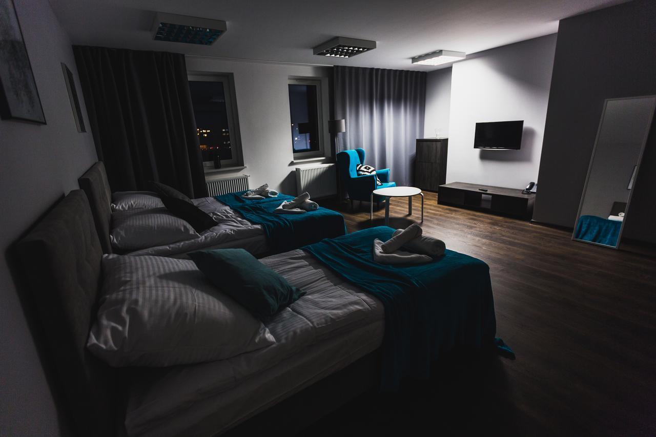 Czarno Na Bialym Hotel Cracovia Esterno foto