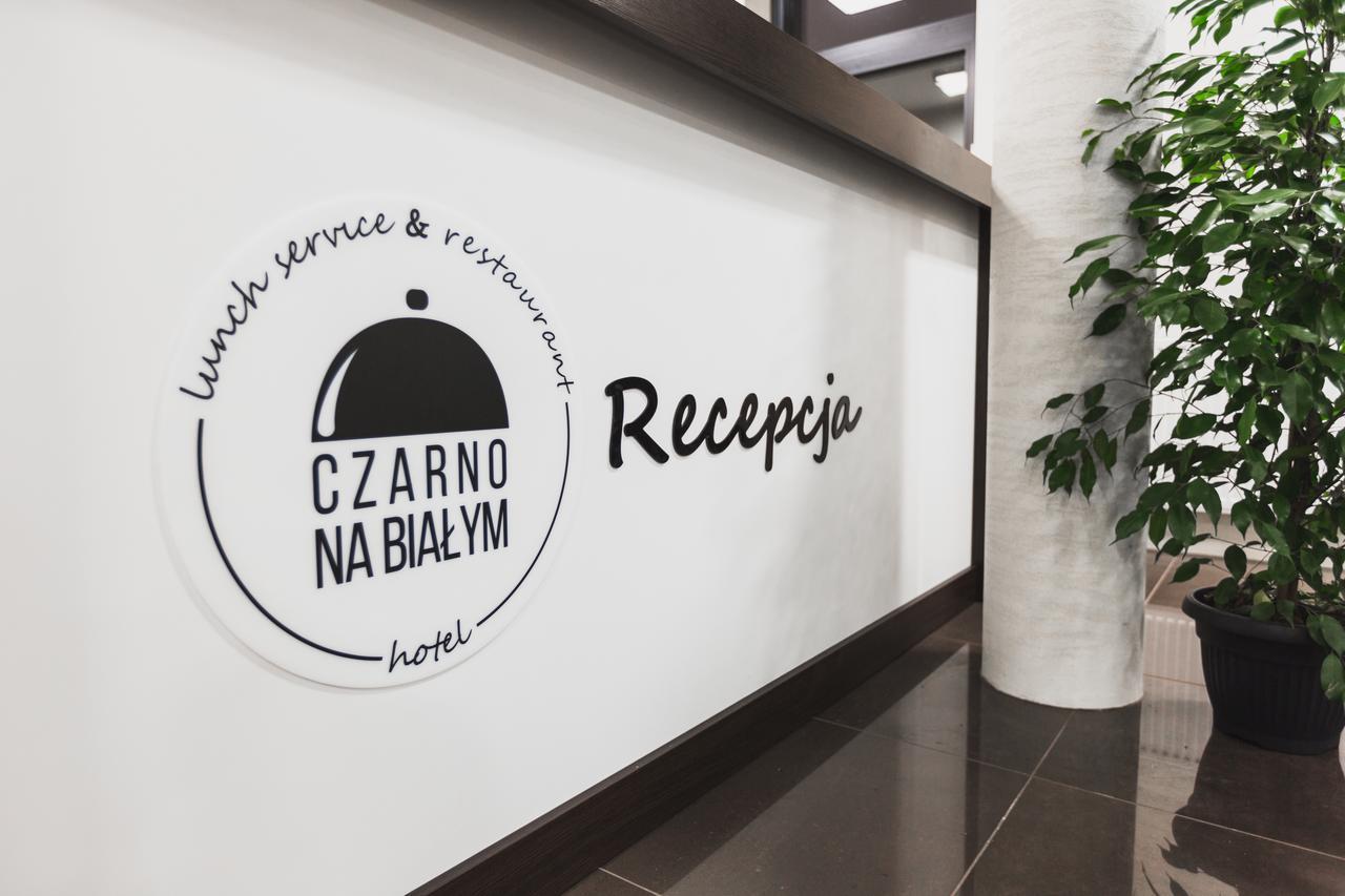 Czarno Na Bialym Hotel Cracovia Esterno foto