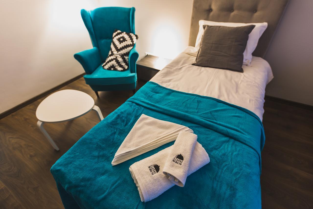 Czarno Na Bialym Hotel Cracovia Esterno foto