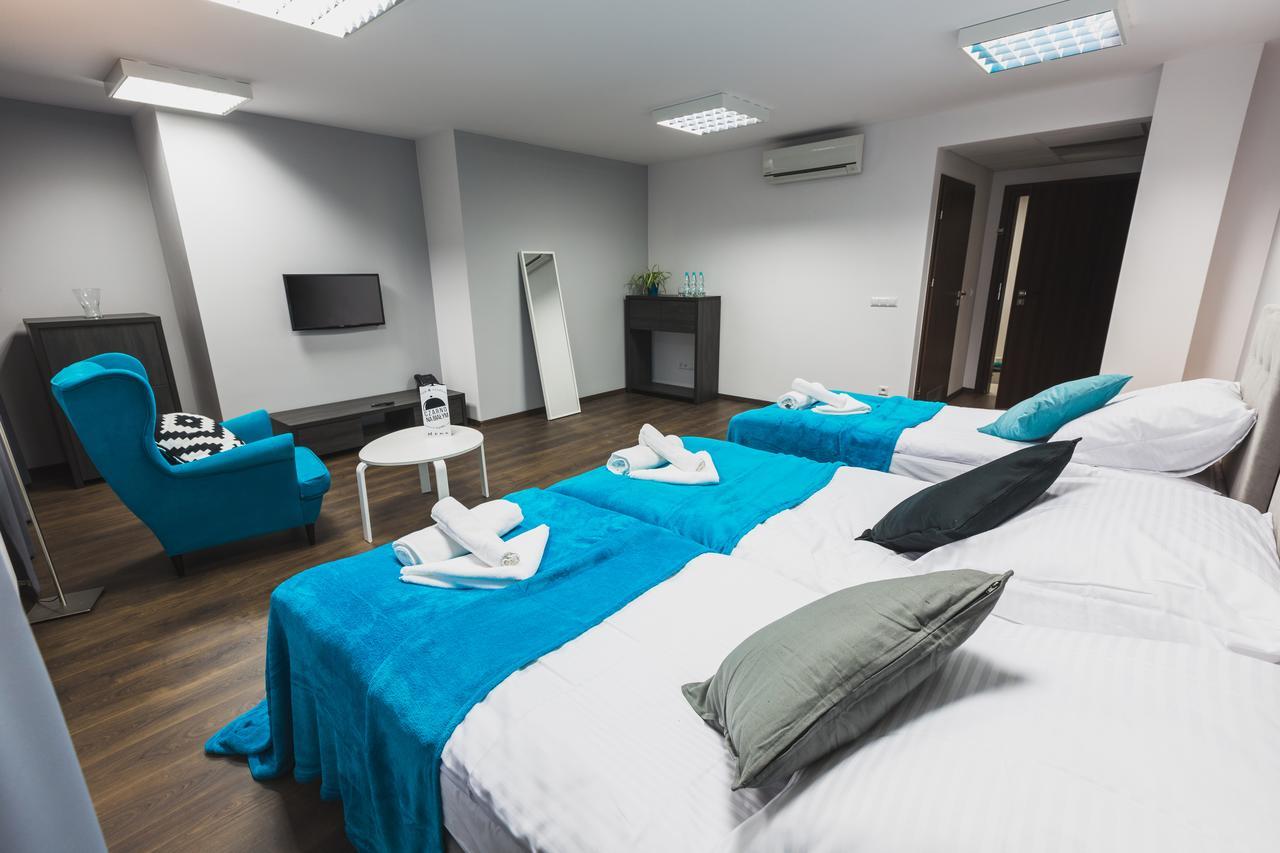 Czarno Na Bialym Hotel Cracovia Esterno foto