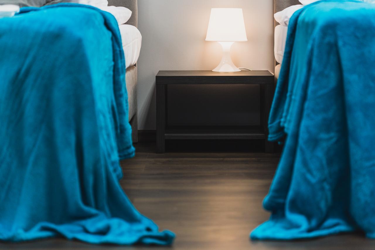 Czarno Na Bialym Hotel Cracovia Esterno foto